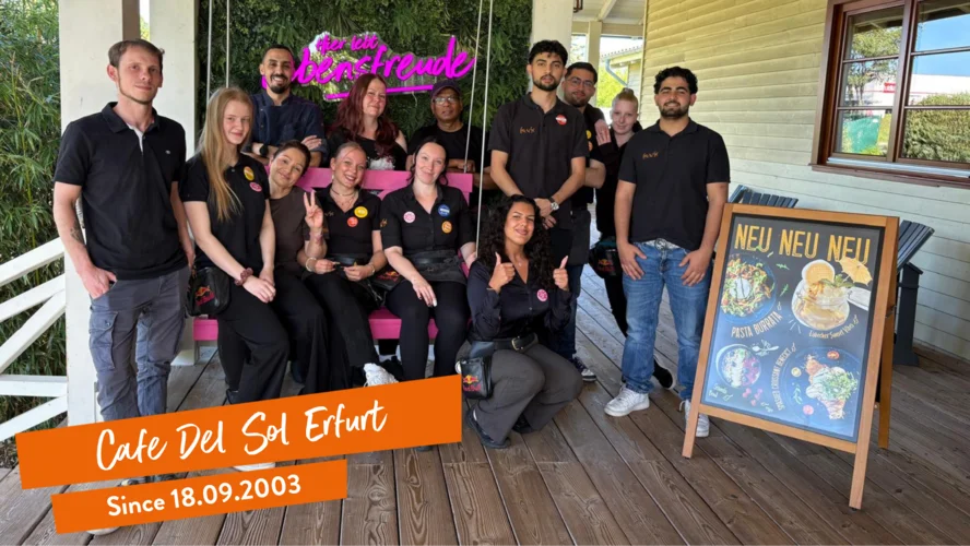 Ein Teambild von den Mitarbeitern im Cafe Del Sol Erfurt.