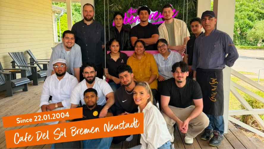 Ein Teambild von den Mitarbeitern im Cafe Del Sol Bremen Neustadt.