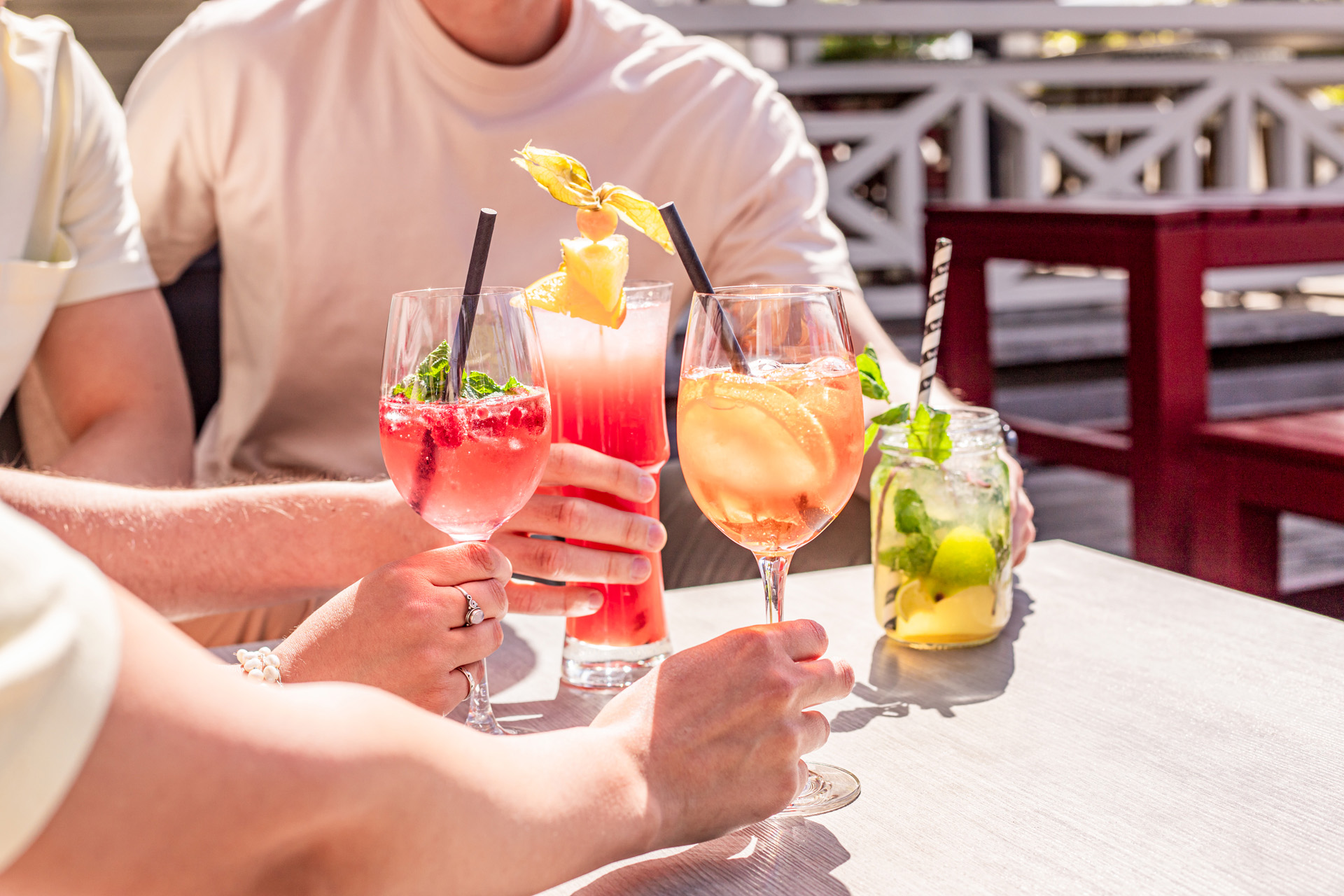 CDafe Del Sol Freestander-Restaurant Innenraum