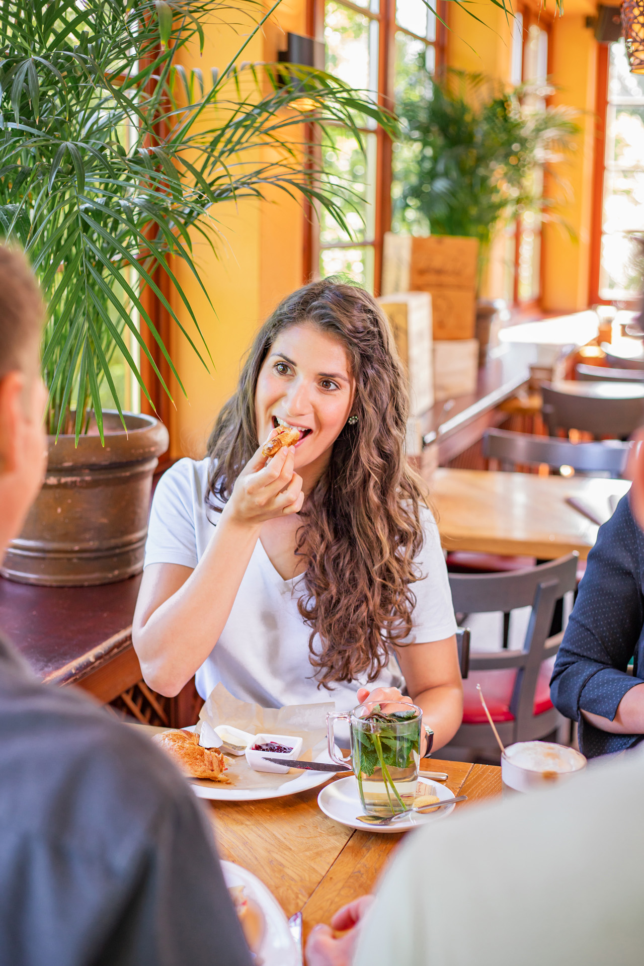 CDafe Del Sol Freestander-Restaurant Innenraum